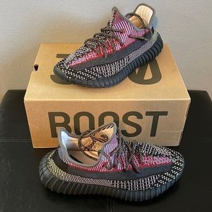 Size 9 Men’s Yeezy 350 Yecheil (Non-reflective)